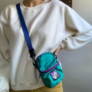 VINTAGE 1990s sport crossbody